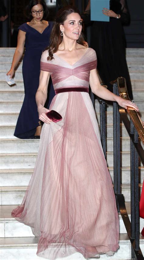 kate middleton's pink gucci gown